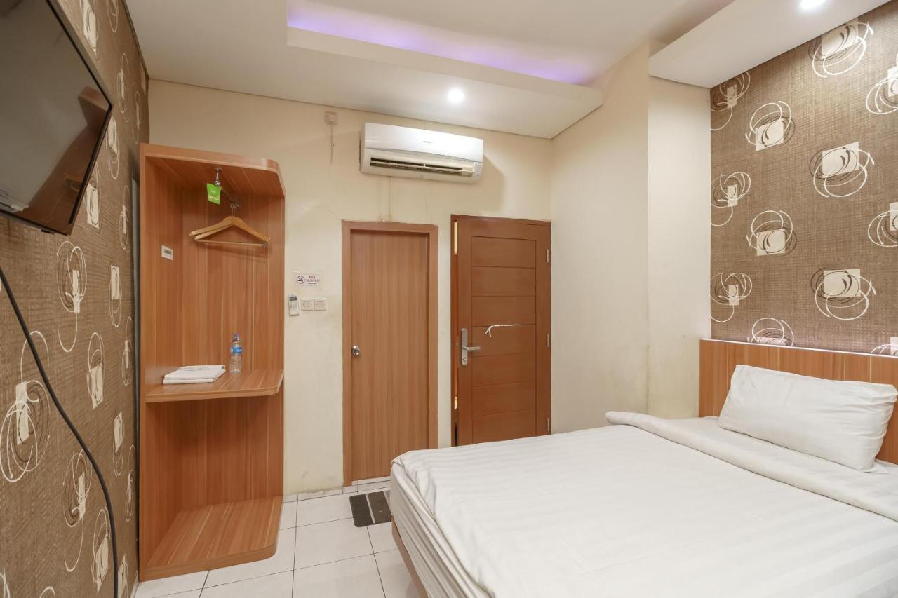 Green Apple Residence Near Sarinah Mitra Reddoorz Jacarta Exterior foto